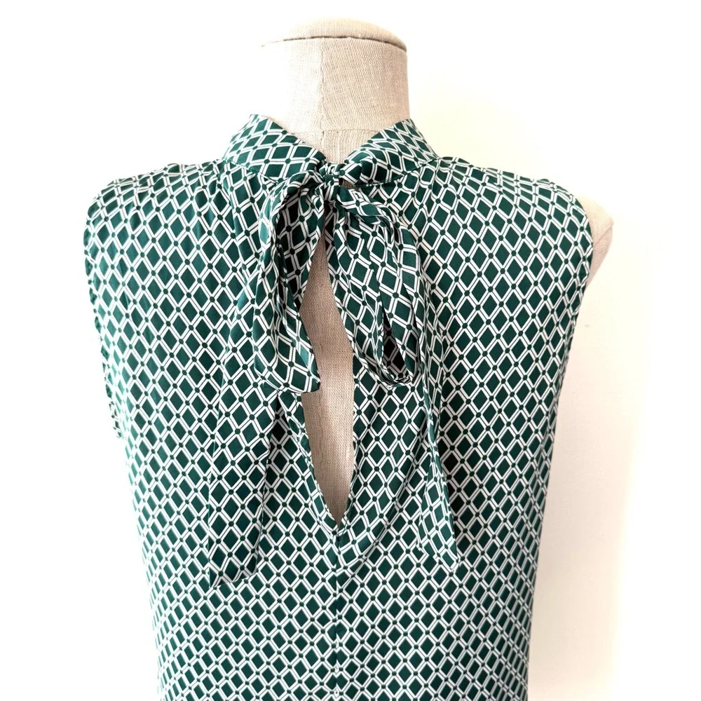 H&M Green and White Diamond Geometric Sleeveless Blouse Workwear Chic - Picture 6 of 11